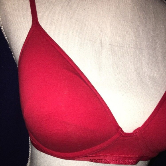 Victoria’s Secret 34C Red Bra - Picture 3 of 6